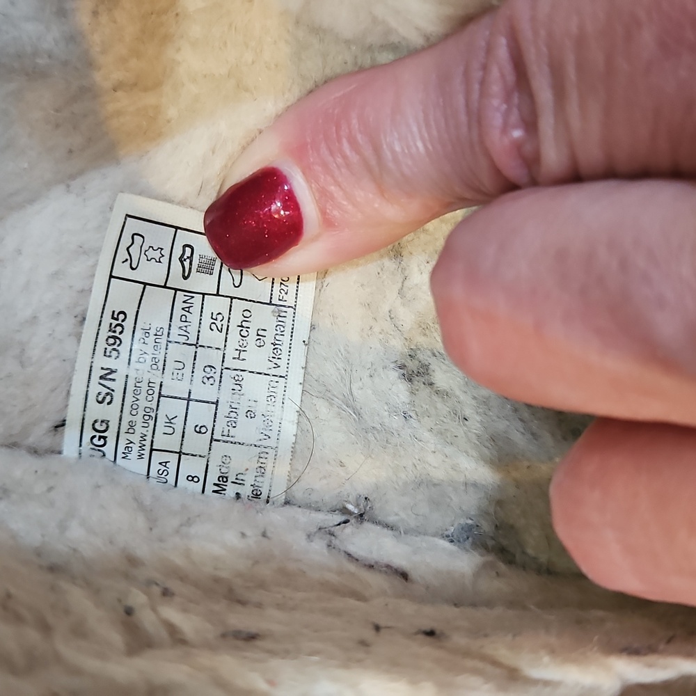 UGG Slippers - image 5